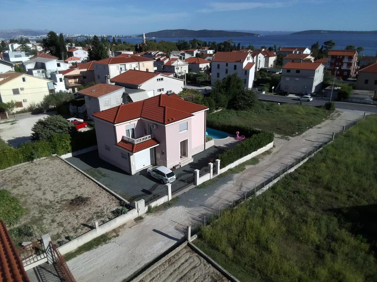 Giulietta Villa